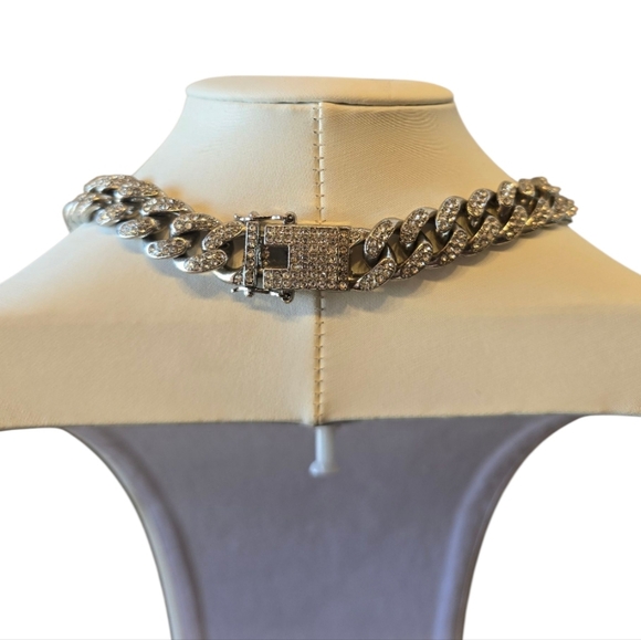 Cuban Link Silvertone Rhinestone Vintage Necklace - Picture 2 of 7